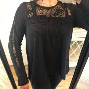 Summer & Rose Thermal Top with Lace Detail Black Sz Small